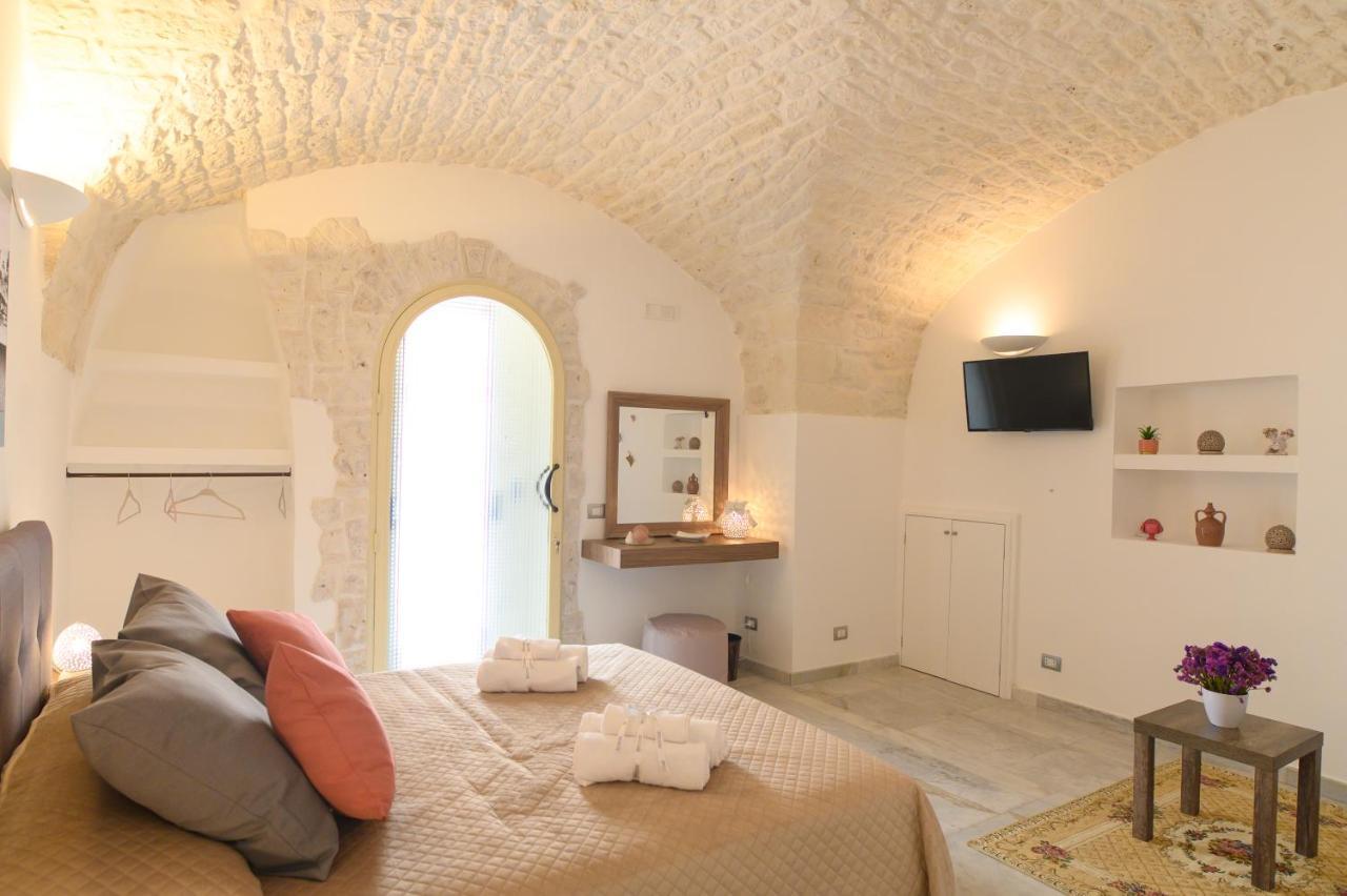 Luxury Room Cassese Ceglie Messapica Bagian luar foto