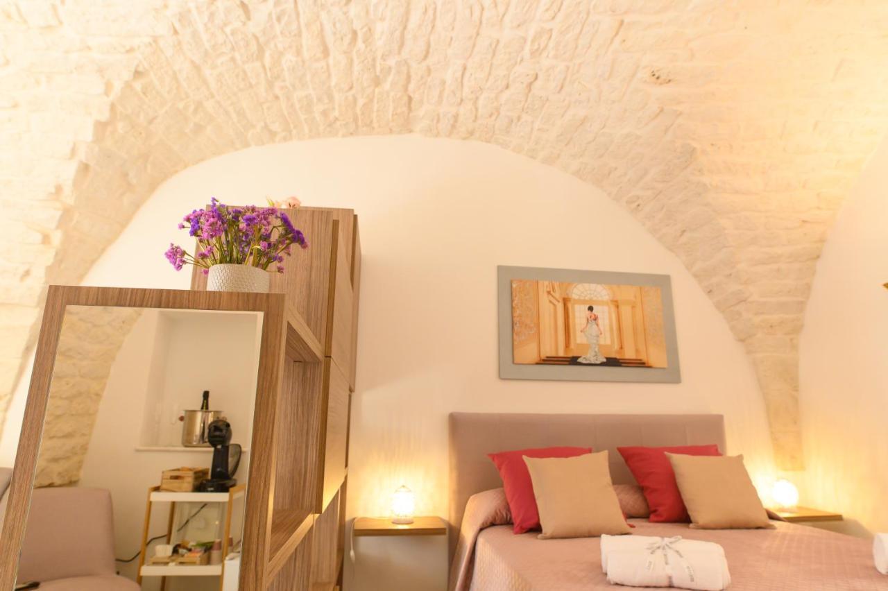 Luxury Room Cassese Ceglie Messapica Bagian luar foto